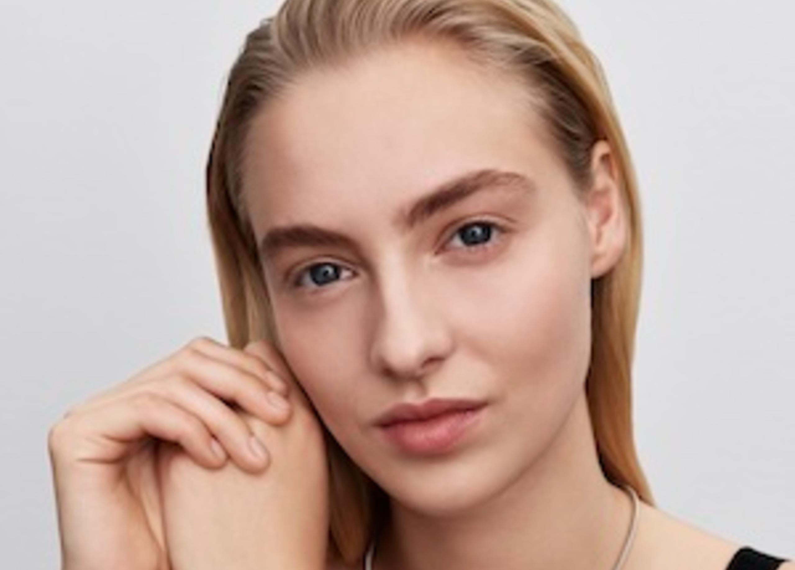 Pandora Goes Platinum to Escape Rising Silver Costs