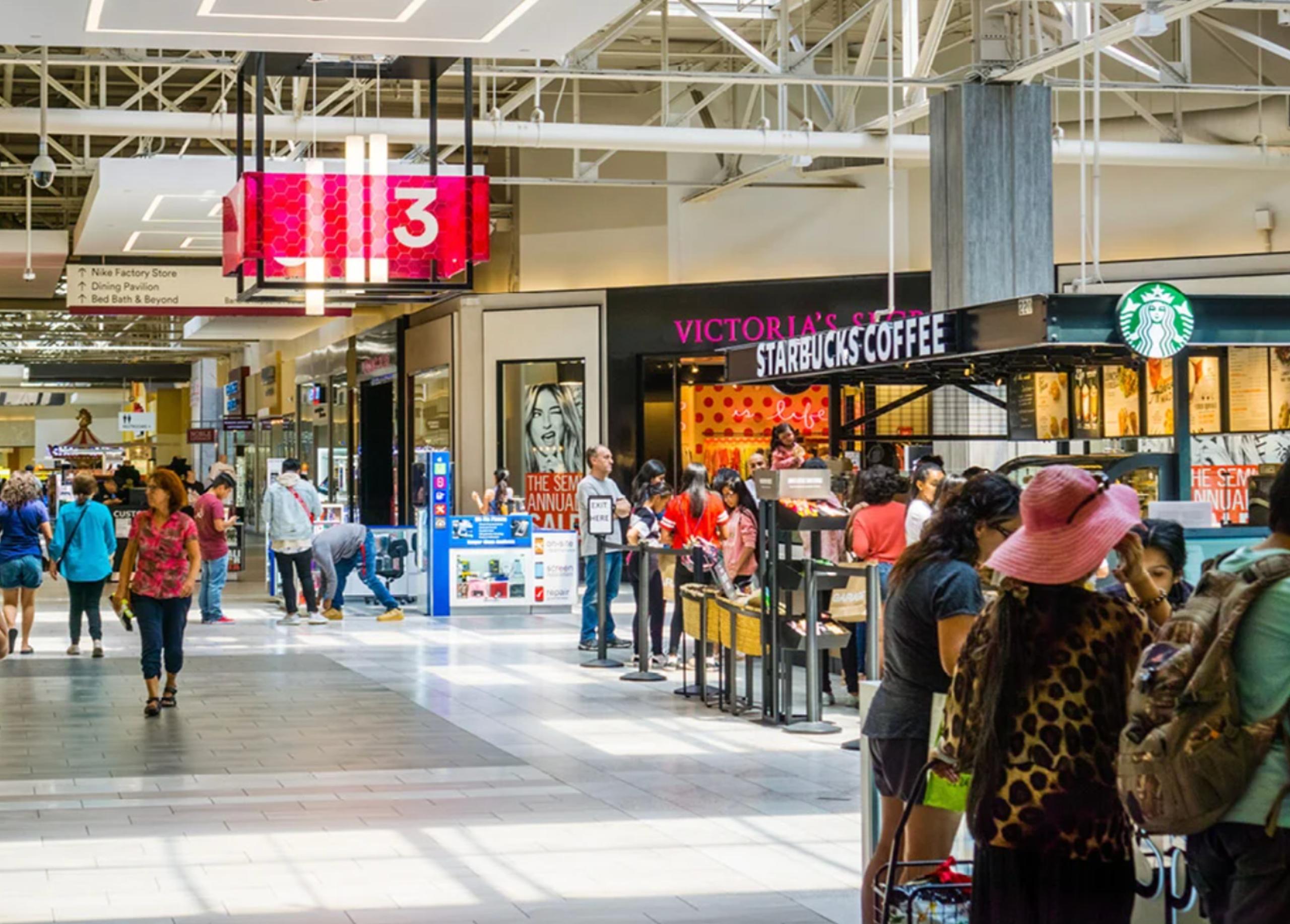 US Retail Sales Extend Growth Streak in March