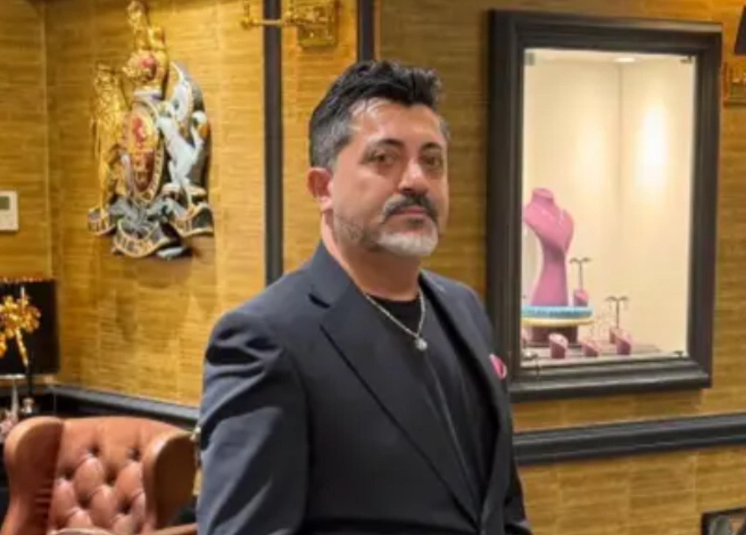 Victims of rogue jeweller 'coerced and groomed'