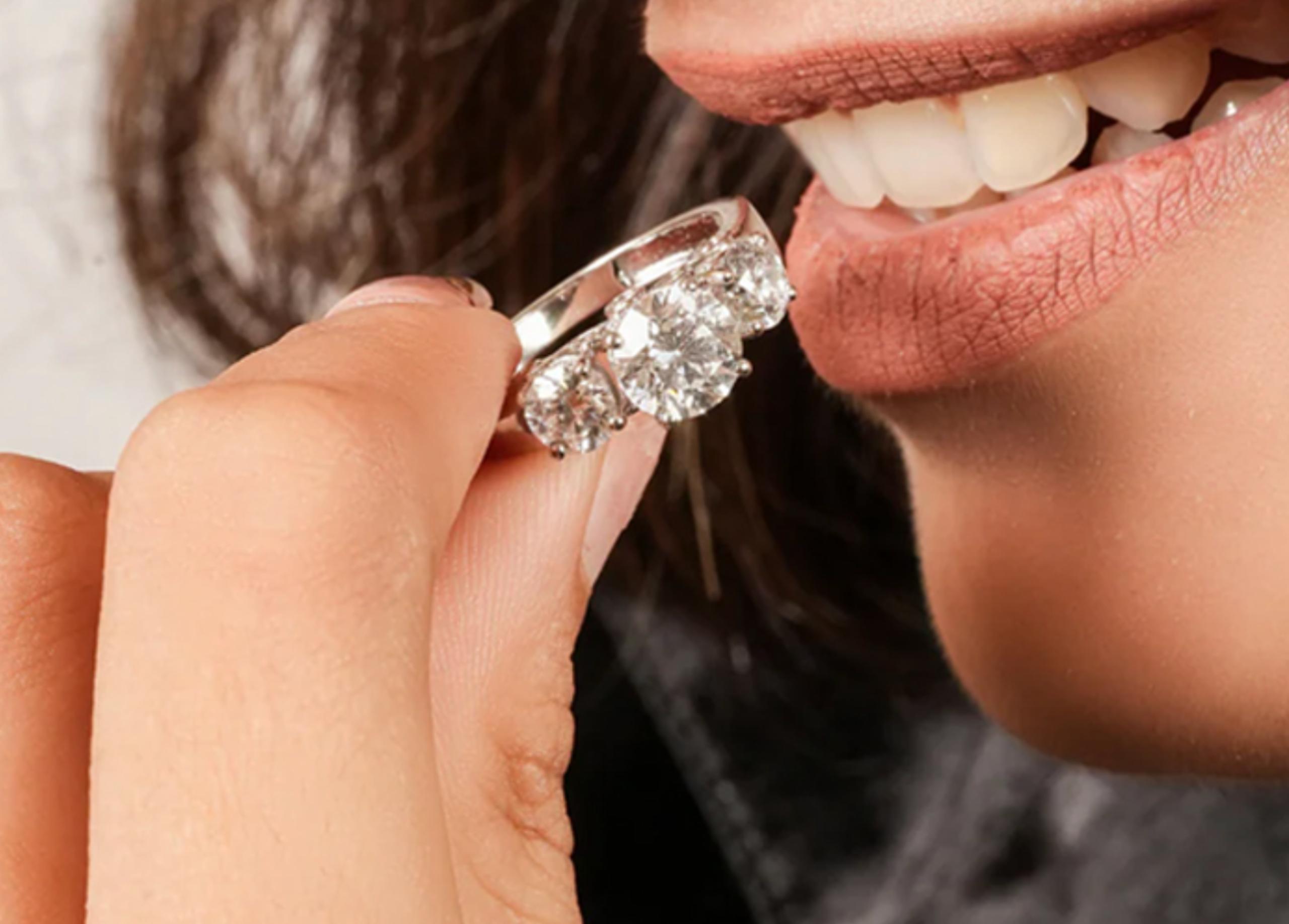 247 Diamonds Launches WhatsApp Ring Quote Service