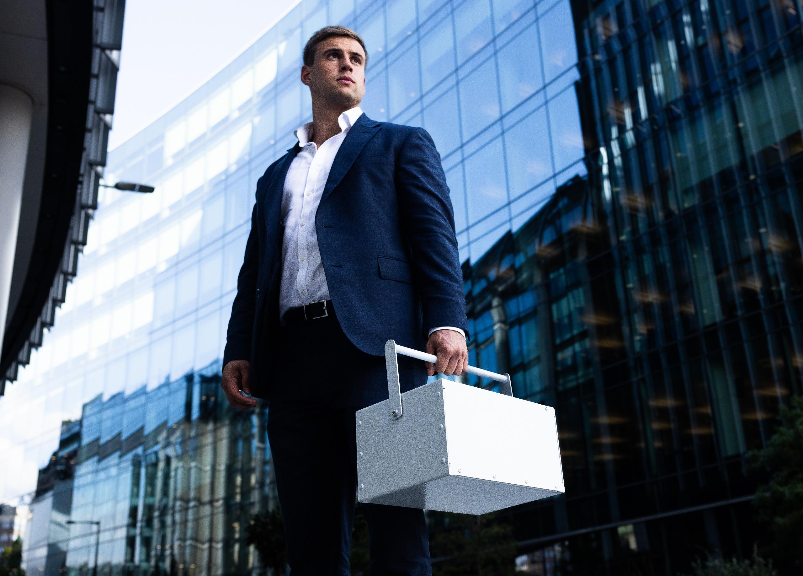 UltraVault Brings Portable Security to the Jewellery World