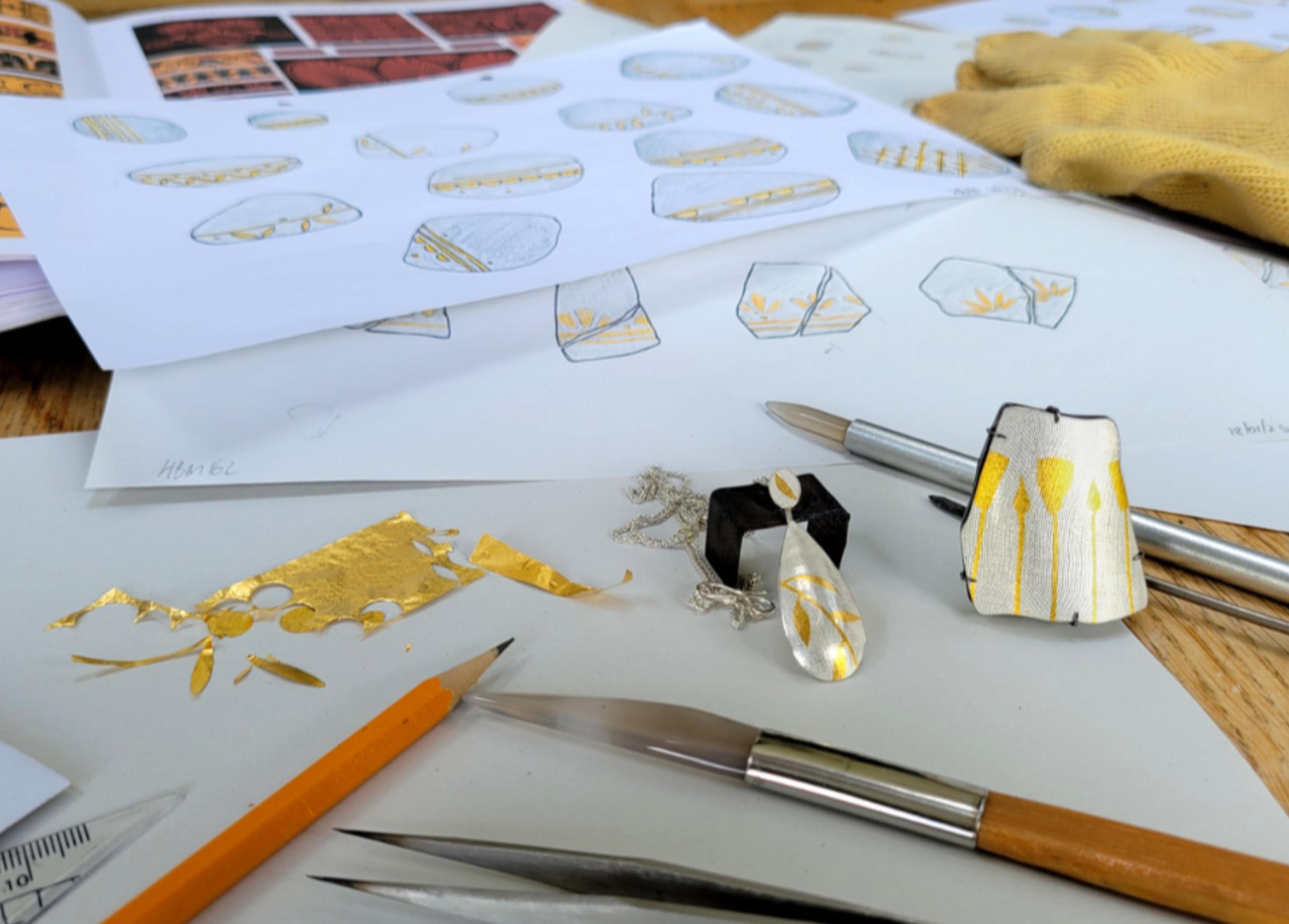 Pure Gold, New Possibilities: Keum-Boo at the Goldsmiths’ Centre