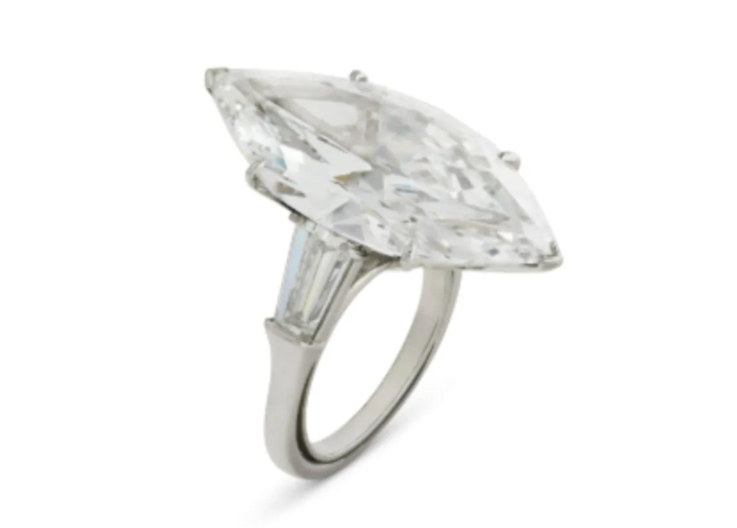 Stretched Silhouettes: The Rise of Elongated Diamond Rings