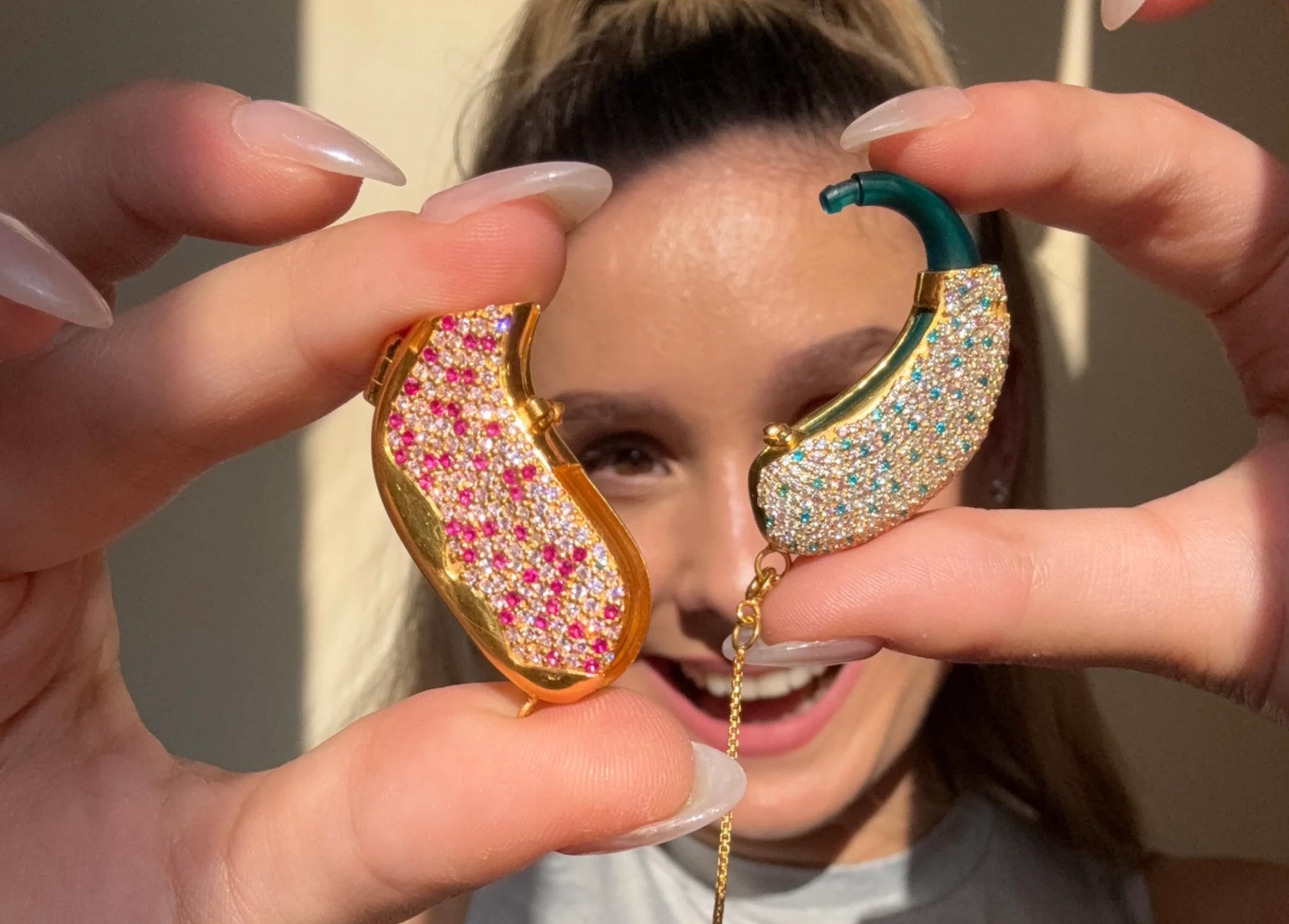 AUZI Turns Hearing Technology Into Jewellery Worth Seeing