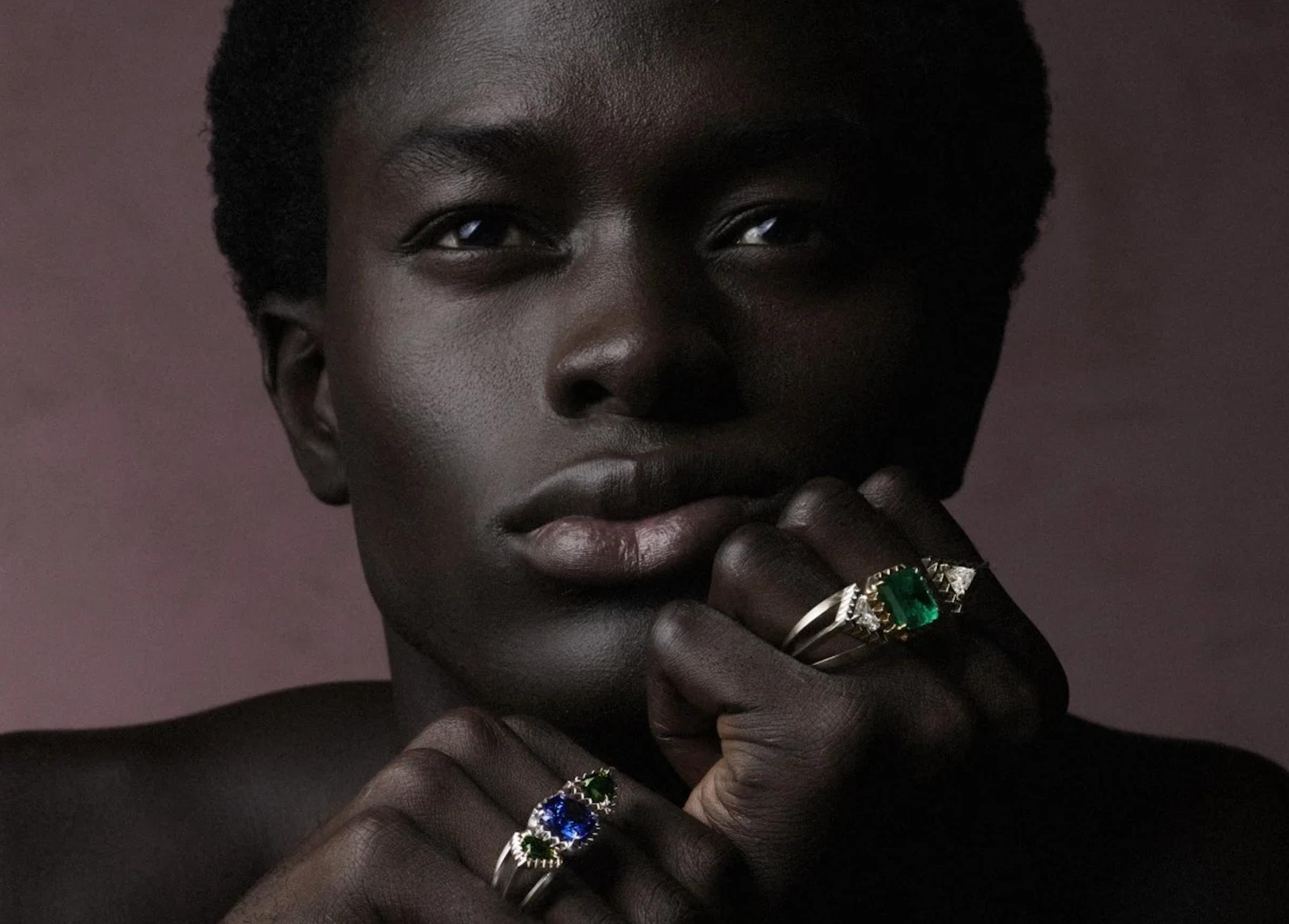Double-Finger Rings Make a Bold Return to Fine Jewellery