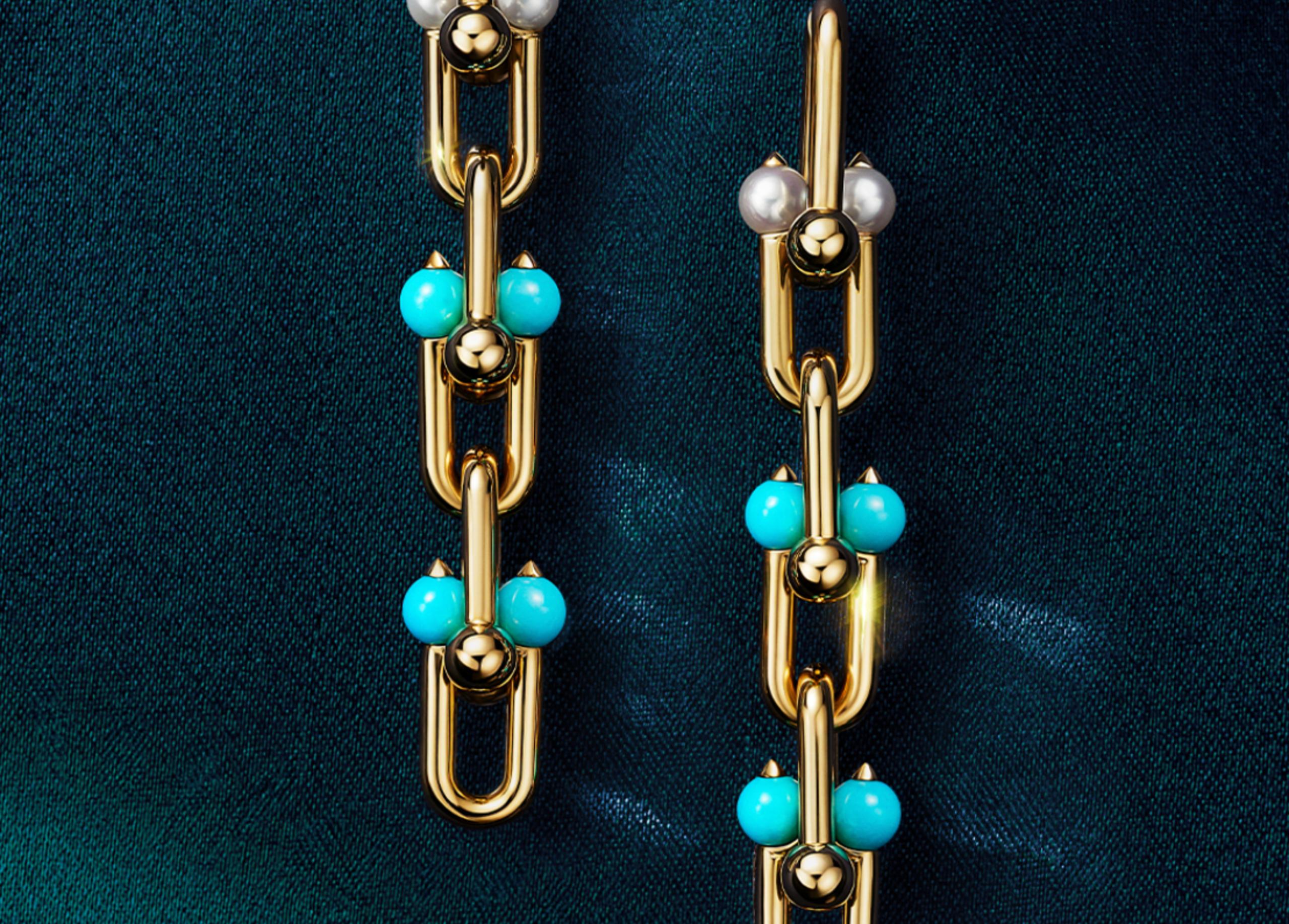 Jewellery Supports LVMH Growth as Fashion Sales Retreat