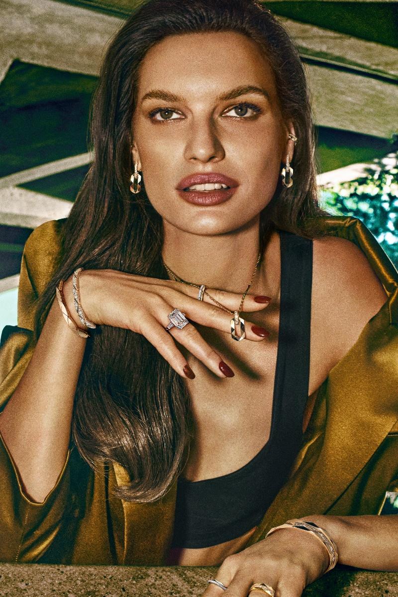 Graff Ushers In a Golden Era with New Laurence Graff Signature Campaign