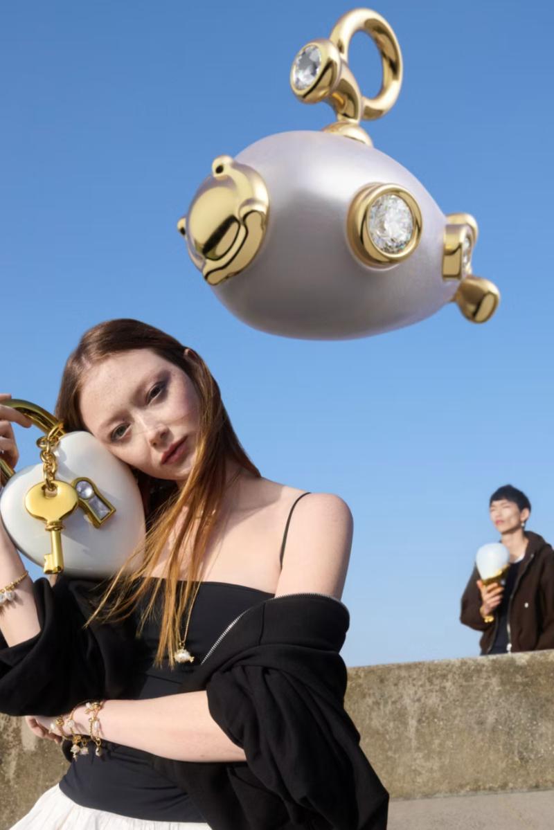 Pandora Wonders Begins With Harry Lambert Pearl Collection