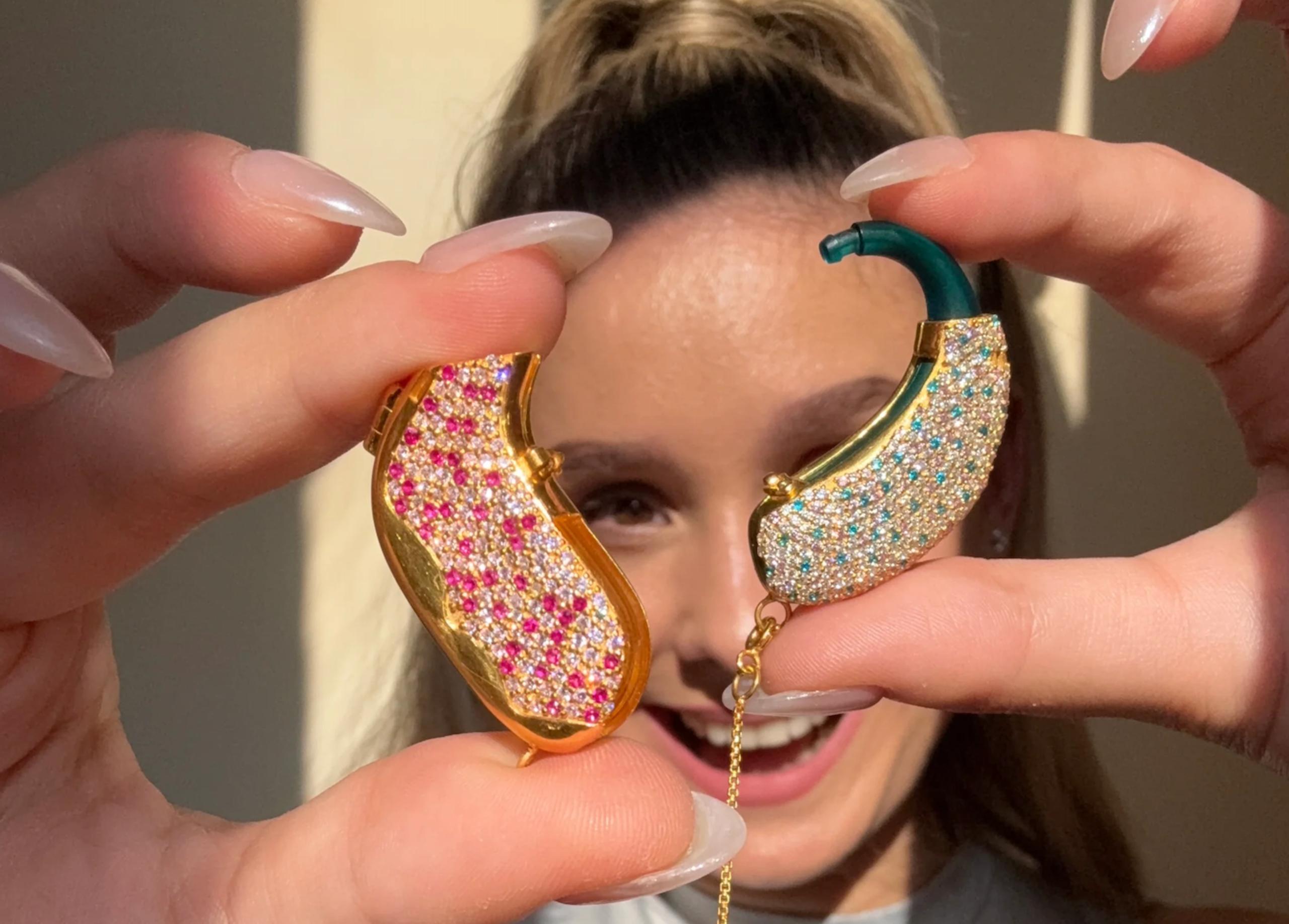 AUZI Turns Hearing Technology Into Jewellery Worth Seeing