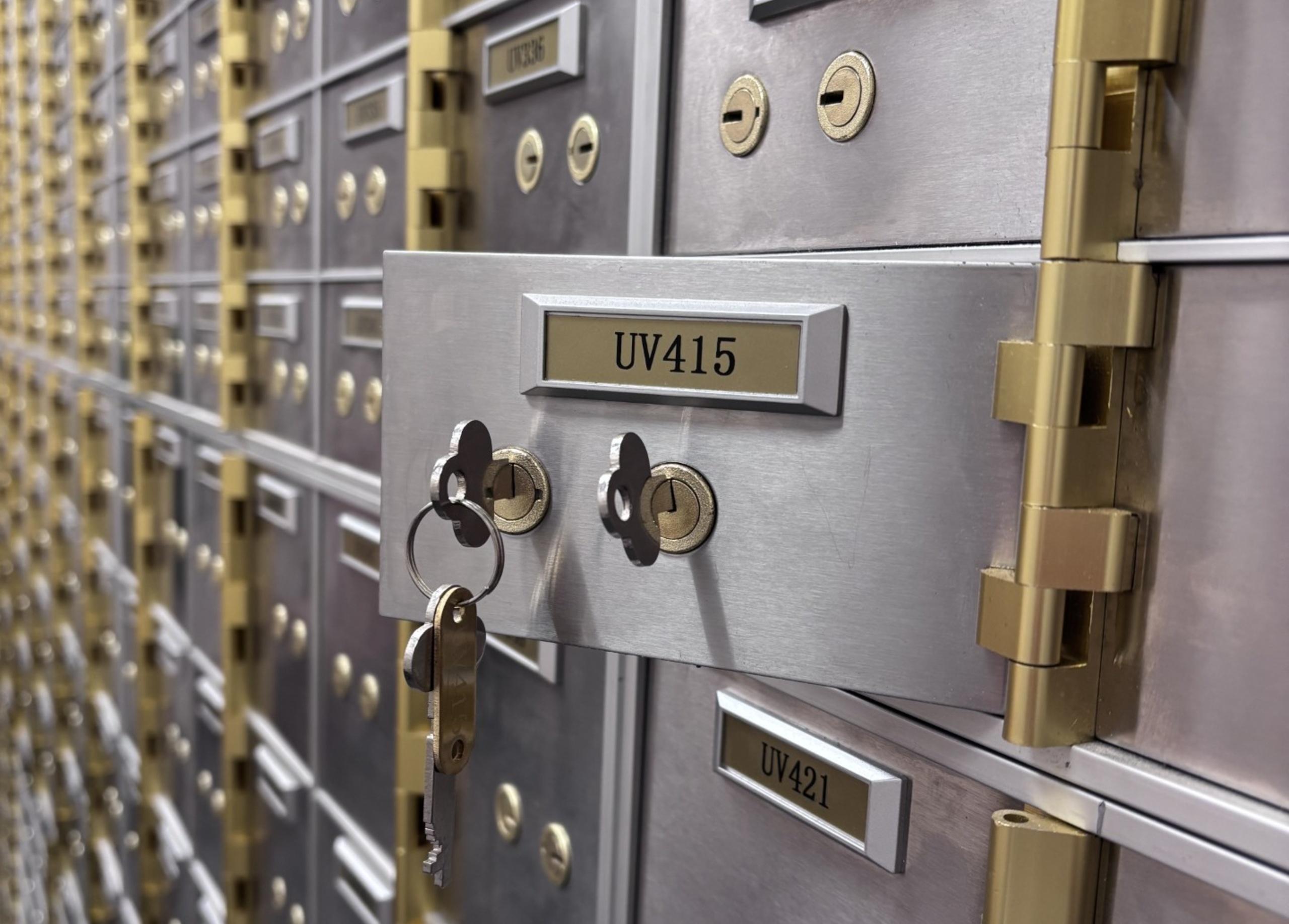 UltraVault: A Different Way of Holding Jewellery