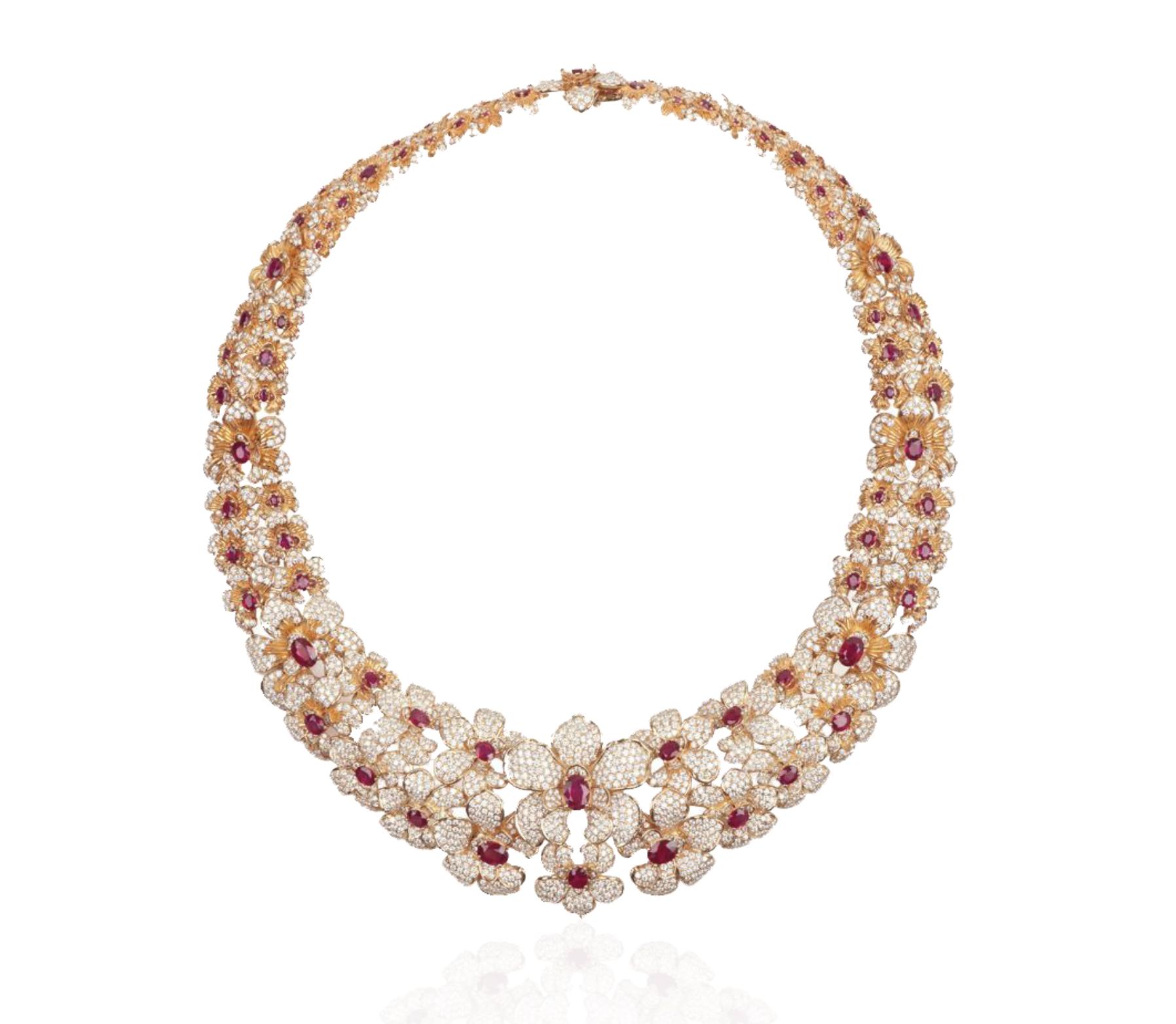 Carrera y Carrera Orquídeas high jewellery necklace in yellow gold, set with diamonds and rubies in an intricate floral design