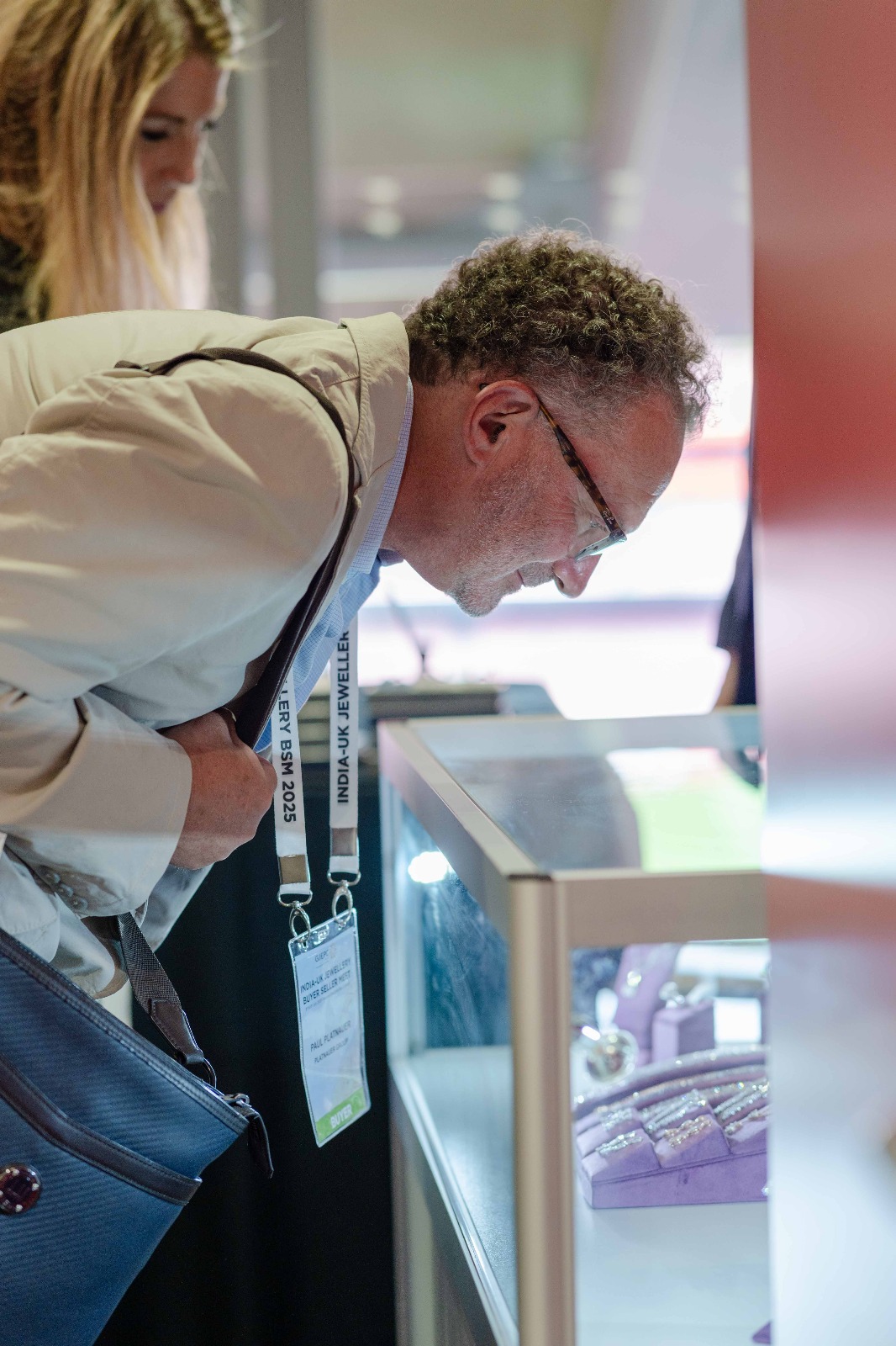 Paul Platnauer takes a moment to admire the craftsmanship on display during the India–UK Buyer‑Seller Meet at the Emirates Stadium