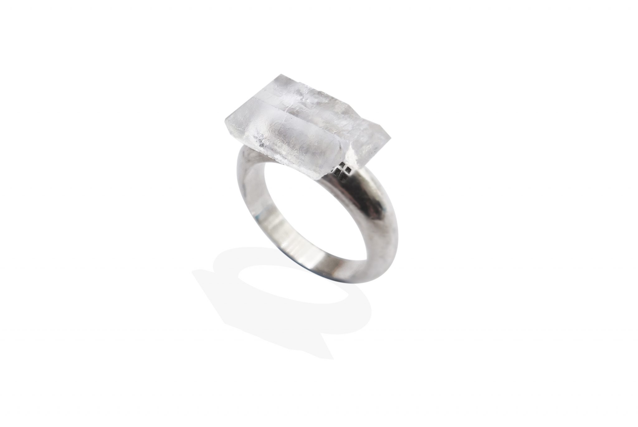 A crystal grown directly onto its setting — this experimental ring by Sofie Boons blurs the line between gemstone and structure, forming in situ as a one-off, material-led creation.
