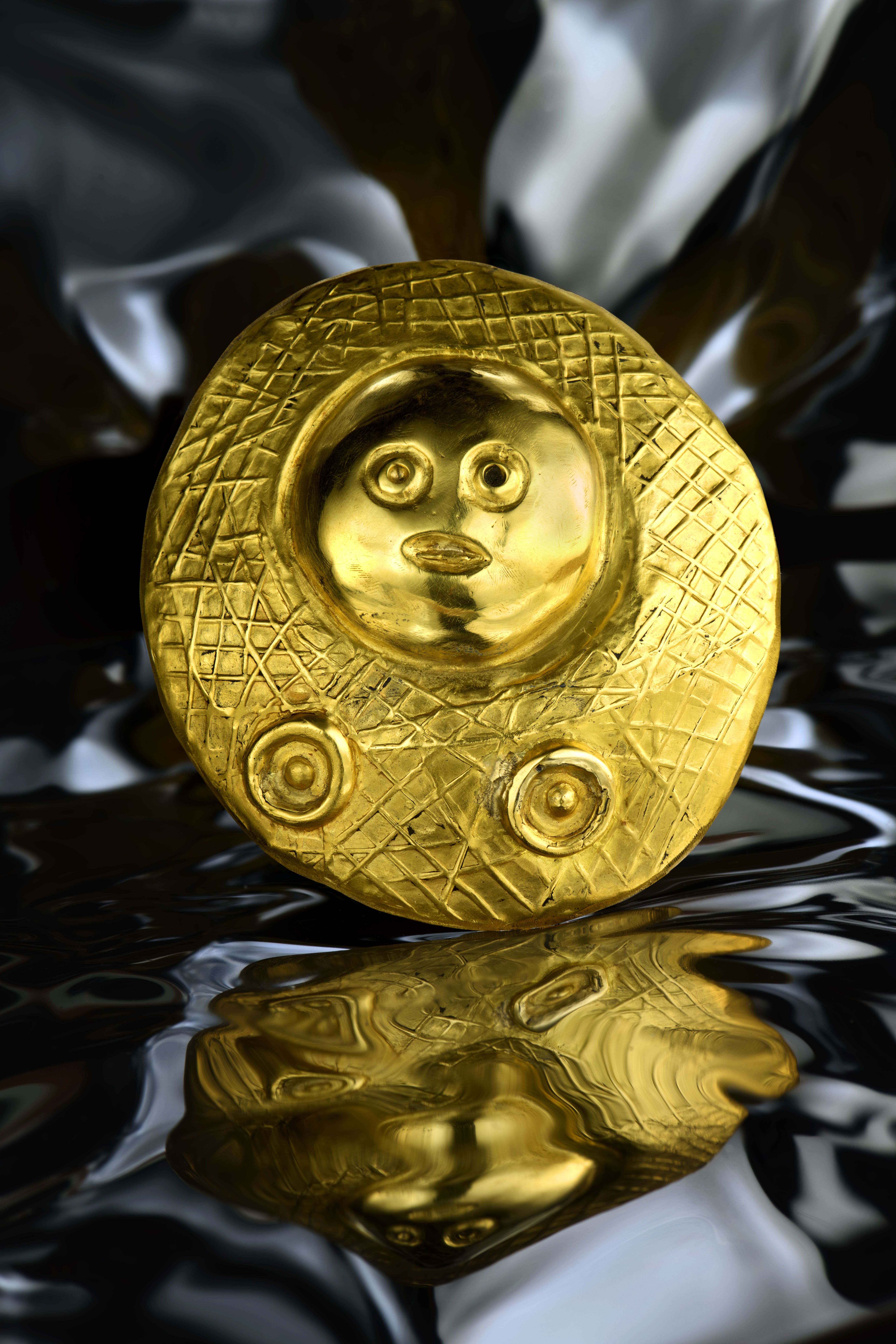 Max Ernst 'Tête aux Seins' Pendant